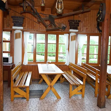 Terasa, Gasthuis